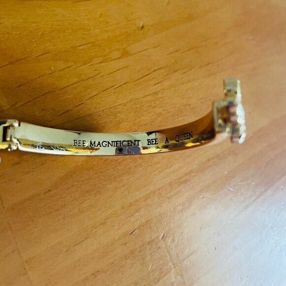 NWT My Flat in London Crystal Pink Queen Bee Bangle - Picture 4 of 5